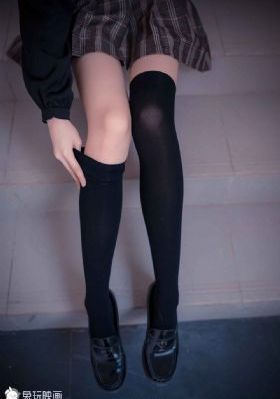 公和我边做饭边做好爽_HD高清完整版