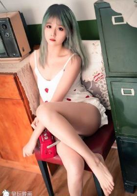 我与美艳yin荡丝袜的老师_BD英语高清在线观看