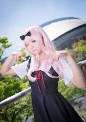透明服装设计走秀_4K免费观看超清