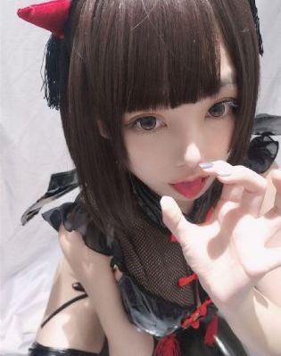 黄色三级片子_1080免费播放
