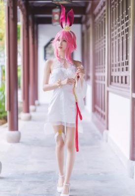 午夜场日本电影HD_十万网红美女美酱